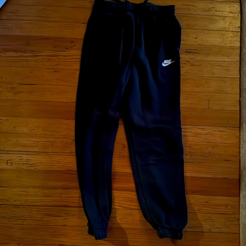 Nike women’s sweatpants